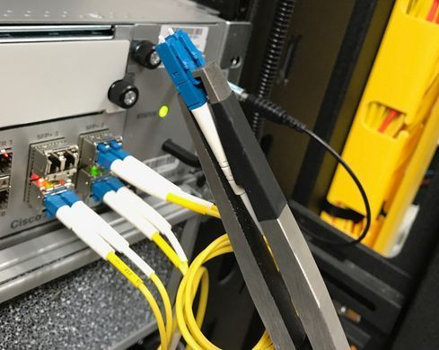Jonard Tools JIC-FCT-100 &mdash; інструмент для встановлення та вилучення SC і LC конекторів у важкодоступних місцях